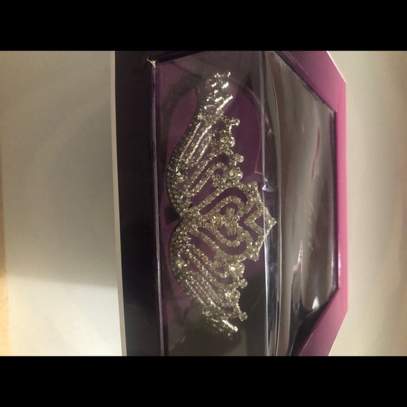 Turi Bridal & Quinceañera Tiara